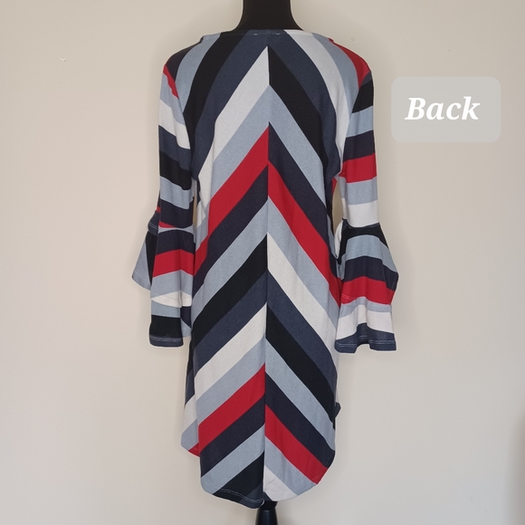 Umgee Dress Size M Blue Red Cream Striped Flutter Bell Sleeve Small Knit - Picture 2 of 11